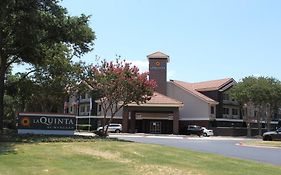 La Quinta Inn & Suites Dallas Addison Galleria